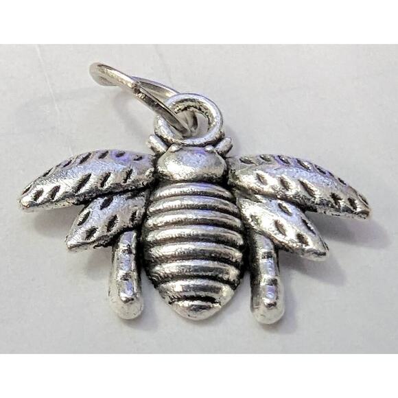 BUNDLE ONLY Big Bumble Bee Charm Pendant SilverTone Bug Insect Nature Lover Gift - Picture 1 of 3
